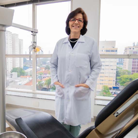 Periodontista-Dra-Marlene-Batista-dos-Santos